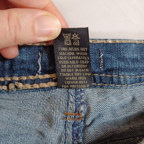 Soundgirl Jeans Bootcut Crop Raw Hem Low Rise Distressed Embellished Size 5 - Picture 9 of 12